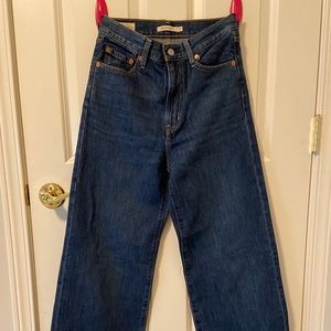 Levi’s Ribcage copy